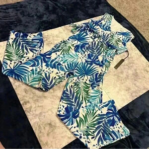NWT Nicole Miller Blue Floral Sleeveless Pant Jumpsuit Size 6
